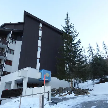 Zenith 2017 Apartment *